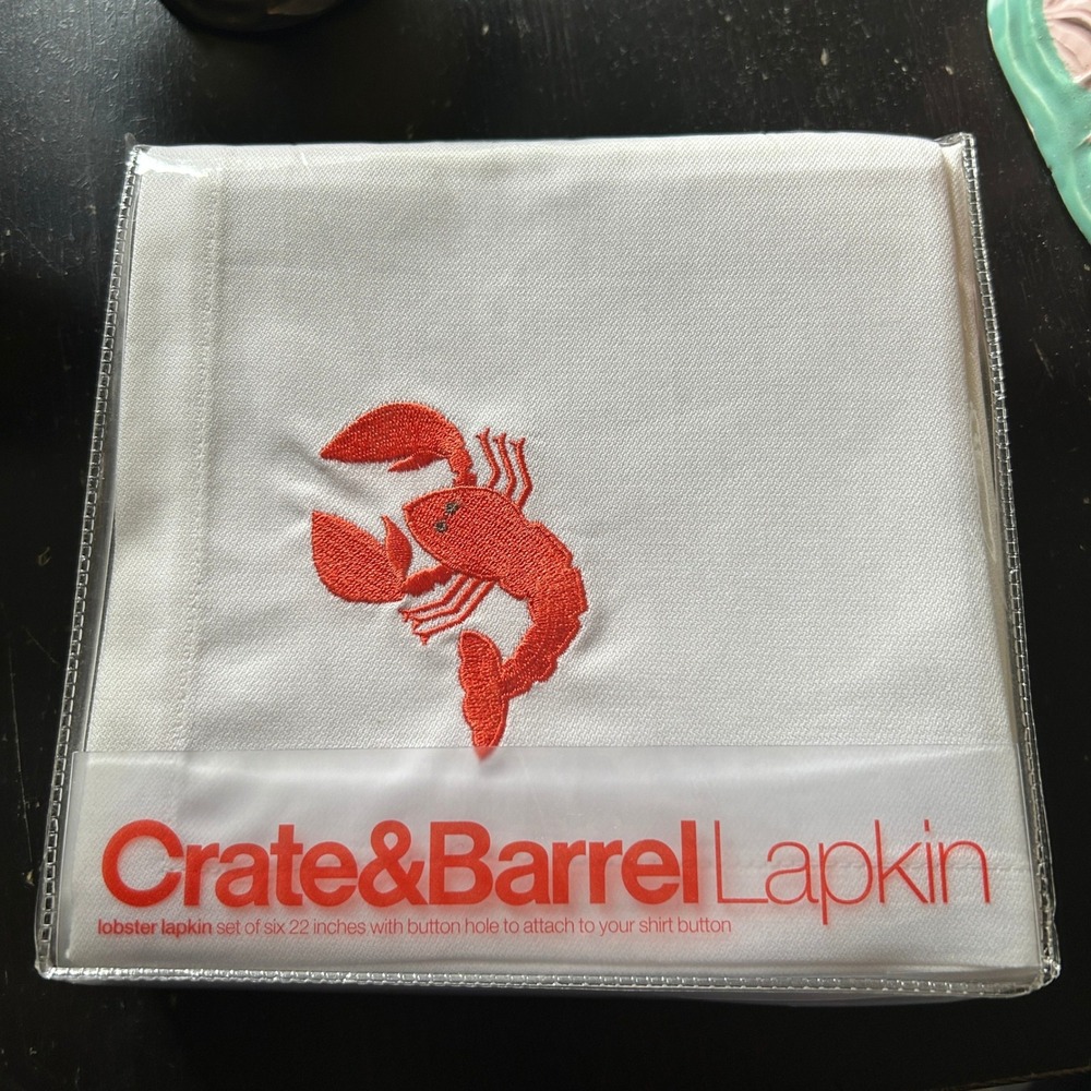 Crate & Barrel Lobster Lapkin Set of 6 White Cotton 22 Inch Napkins 584-061